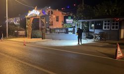 Bungalov tesisinde tartıştığı kişiyi vurdu