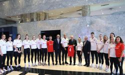 Cumhurbaşkanı Erdoğan Filenin Sultanları'nı kabul etti