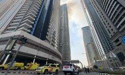 Dubai’de 67 katlı gökdelende yangın çıktı