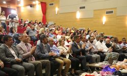 Düzce'deki öğrencilerden Gazze için tiyatro gösterimi