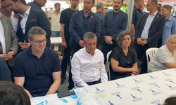 Ferdi Zeyrek, Manisa'da son yolculuğuna uğurlandı (5)