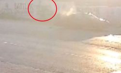 Hatay'da motosiklet ile otomobilin çarpıştığı kaza kamerada; 1 ölü, 1 yaralı