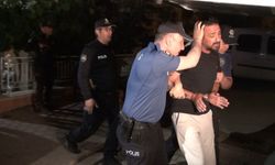 İki yıl önce kendisini tüfekle yaralayan husumetlisini tabancayla vurdu