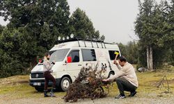 İşlerinden istifa edip, karavan hayatına geçen çift, Türkiye'yi geziyor