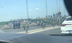 İstanbul- 15 Temmuz Şehitler Köprüsü'ne çıkan kişi nedeniyle trafik durma noktasına geldi