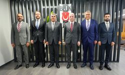 İstanbul Valisi Davut Gül’den Beşiktaş'a ziyaret
