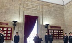 Jandarmadan Anıtkabir'e 186'ncı kuruluş yıl dönümü ziyareti