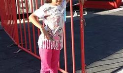 Kendisini ve 4 yaşındaki oğlunu jiletle yaraladı
