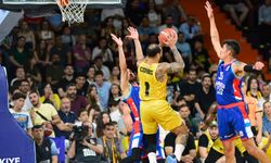 Mersin Spor- Anadolu Efes: 81-84