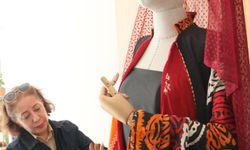 Sandıktan podyuma; 300 yıllık geleneksel dokumaları modernize ettiler