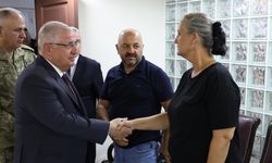 Bakan Güler, metan gazından zehirlenen Mehmetçikleri hastanede ziyaret etti