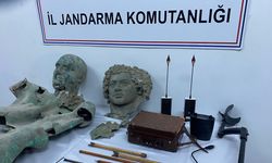 Bayburt’ta 156 adet tarihi eser ele geçirildi; operasyon anı kamerada