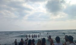 Hatay'da boğulma tehlikesi geçiren kişi ekiplerin müdahalesiyle kurtarıldı