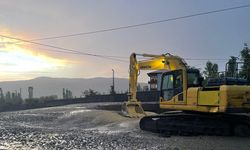Kars’ta sağanak; sel ve heyelan 8 köyü vurdu, yollar kapandı