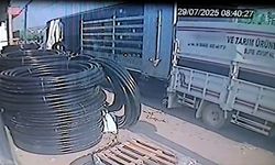 Manevra yapan kamyonet ile TIR’ın arasında sıkışan işçi öldü
