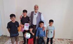 14 yaşındaki Ömer, çöpün yanında bulduğu 1,6 milyon liralık altını polise teslim etti