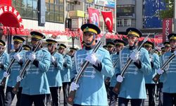 Ankara'da 30 Ağustos korteji