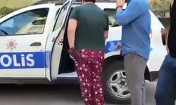 Anne, kızını sokakta bıçakla kovaladı; o anlar kamerada (2)