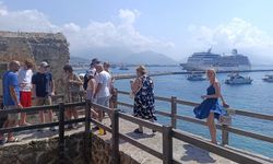 Antalya-ABD'li turistler, kruvaziyerle Alanya'ya geldi /Video eklendi