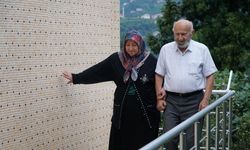 Bakan Göktaş'ın ziyaret ettiği 63 yıllık evli çiftin mutluluk sırrı ‘hoşgörü'