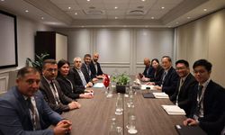 Bakan Işıkhan, Singapur İşgücü Bakanı Tan See Leng ile görüştü