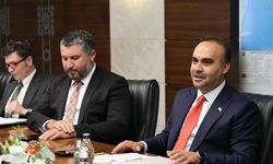 Bakan Kacır, Suriyeli mevkidaşı ile bir araya geldi
