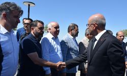 Bakan Şimşek, hayatını kaybeden ağabeyi için memleketi Batman’da taziyeleri kabul etti