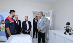 Bakan Yardımcısı Aktaş, sahipsiz hayvanlar için yapılan çalışmaları inceledi