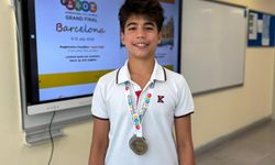 Barselona'daki olimpiyatlarda Türk öğrenciler matematikte dünya birincisi