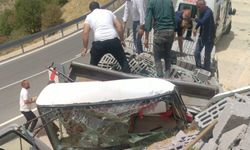 Bitlis'te devrilen kamyonun şoförü öldü