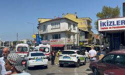 Bursa'da halk otobüsü ile otomobil çarpıştı; 5 yaralı