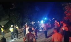 Çanakkale’de iki otomobil çarpıştı: 6 ölü (1)