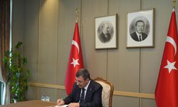 Cevdet Yılmaz, çevrim içi gerçekleştirilen 'Gönüllüler Koalisyonu Liderler Zirvesi'ne katıldı