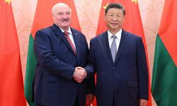 Çin ve Belarus liderleri Tiencin'de bir araya geldi