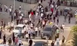 Çocukların kavgasına ailelerin de karıştığı bıçaklı kavga kamerada: 2 yaralı