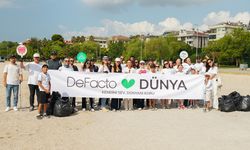 DeFacto, Aras Kayretli ile Yeşilköy Sahili'nde çevre temizliği gerçekleştirdi
