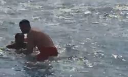 Denizde açığa sürüklenen 2 kuzenden 1'i öldü