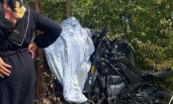 Elektrik direğine çarpan motosikletli öldü