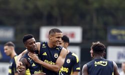 Fenerbahçe, Feyenoord maçı hazırlıklarını sürdürüyor