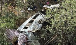 Fındık işçilerini taşıyan minibüs uçuruma yuvarlandı: 3 ölü, 18 yaralı