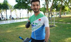 Görme yetisini kaybetti ama tutkusu bisikletten vazgeçmedi