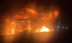 Hatay'da yolcu otobüsü alev alev yandı; o anlar kamerada