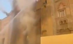İspanya'da Kurtuba Camii-Katedrali'nde çıkan yangın söndürüldü