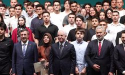 İstanbul - Cumhurbaşkanı Yardımcısı Yılmaz: Her adımınız ülkemizin geleceğini şekillendirecektir