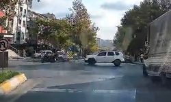 İstanbul- Esenyurt'ta otomobille motosiklet çarpıştı; kaza kamerada