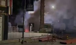 İstanbul-Güngören'de alacağı olduğunu iddia ettiği firmanın araçlarını yakıp kayda aldı