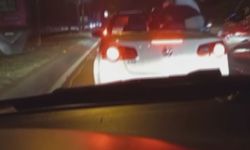 İstanbul - Sarıyer'de otomobil üzerinde tehlikeli yolculuk kamerada