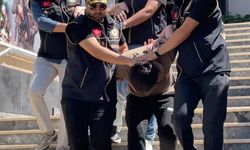 İstanbul- Ümraniye'de sokak ortasında eşini satırla öldüren şüpheli adliyeye sevk edildi