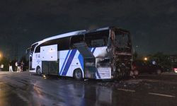 İstanbul - Ümraniye’de yolcu otobüsü alev alev yandı / Ek görüntü - Geniş haber