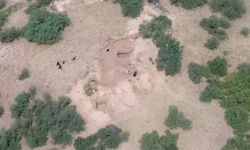 Kaçak kazı yapan 4 kişi fotokapana yakalandı; jandarmanın operasyonu dron kamerasında